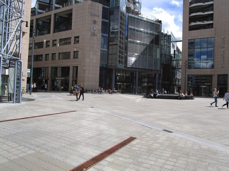 Bryggetorget_Oslo_2015.jpg
